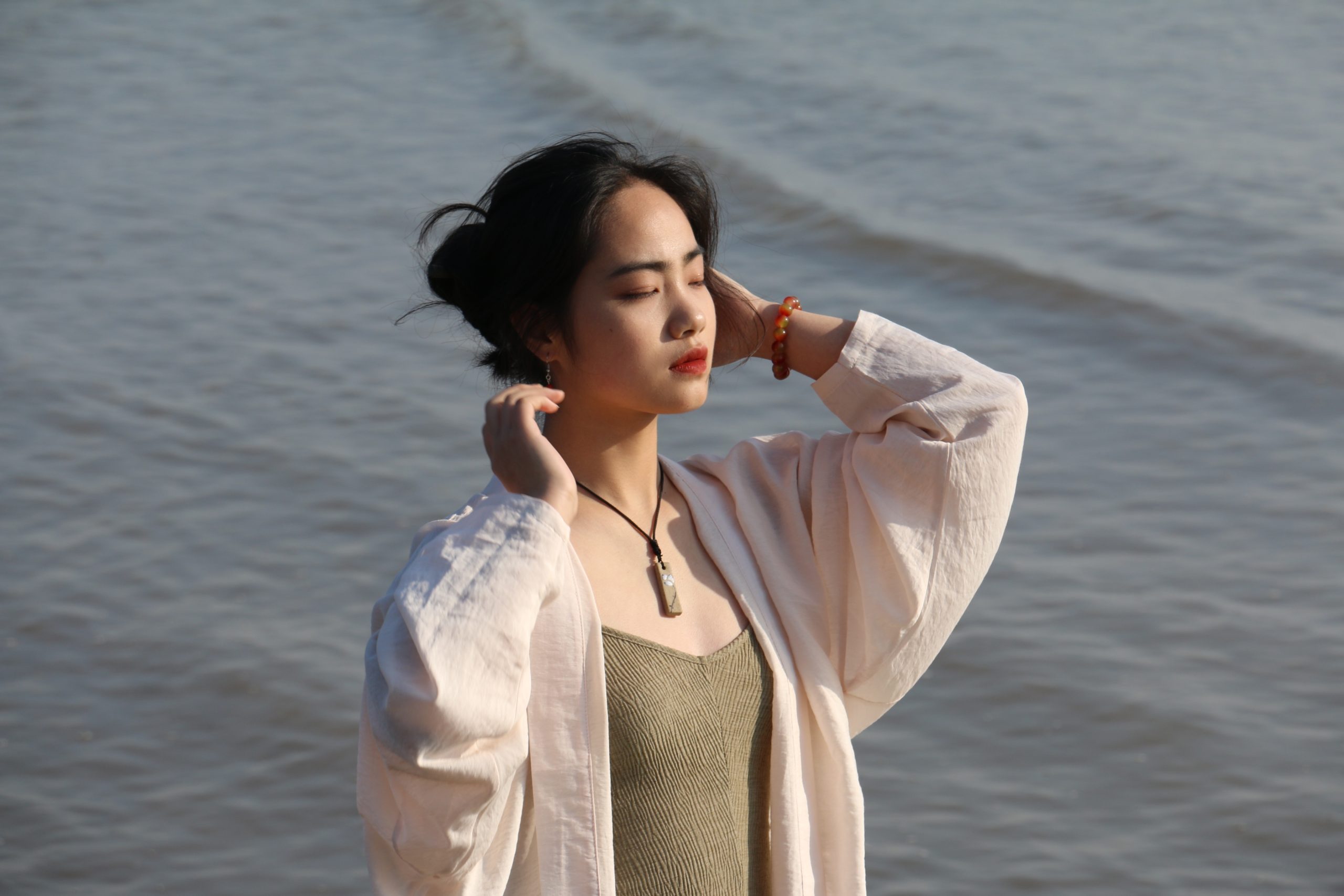 PEACE. - 安窝窝 | Poetry